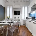 Apartment Ca' D'oro Cozy By Wonderful Italy