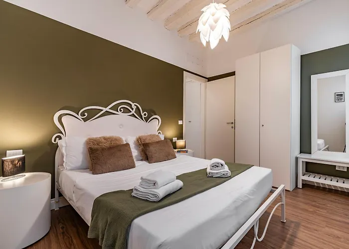 Ca' D'oro Cozy By Wonderful Italy Apartament